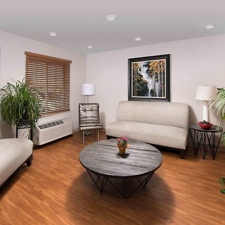 Extended Stay America Suites - Denver - Airport Aurora Buitenkant foto
