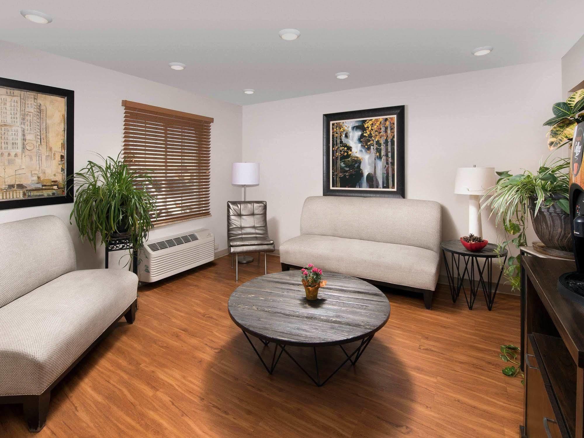 Extended Stay America Suites - Denver - Airport Aurora Buitenkant foto